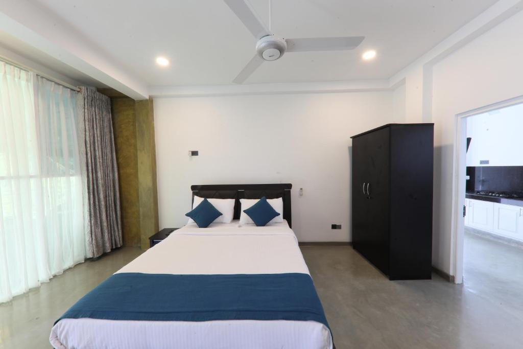 Deluxe Double Room - Flexible stay option